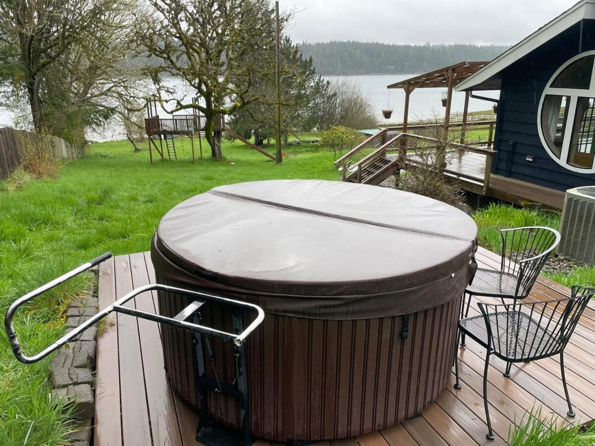 Oceanfront Studio/Loft: Alpacas, Oysters & Kayaks Shelton Exterior photo